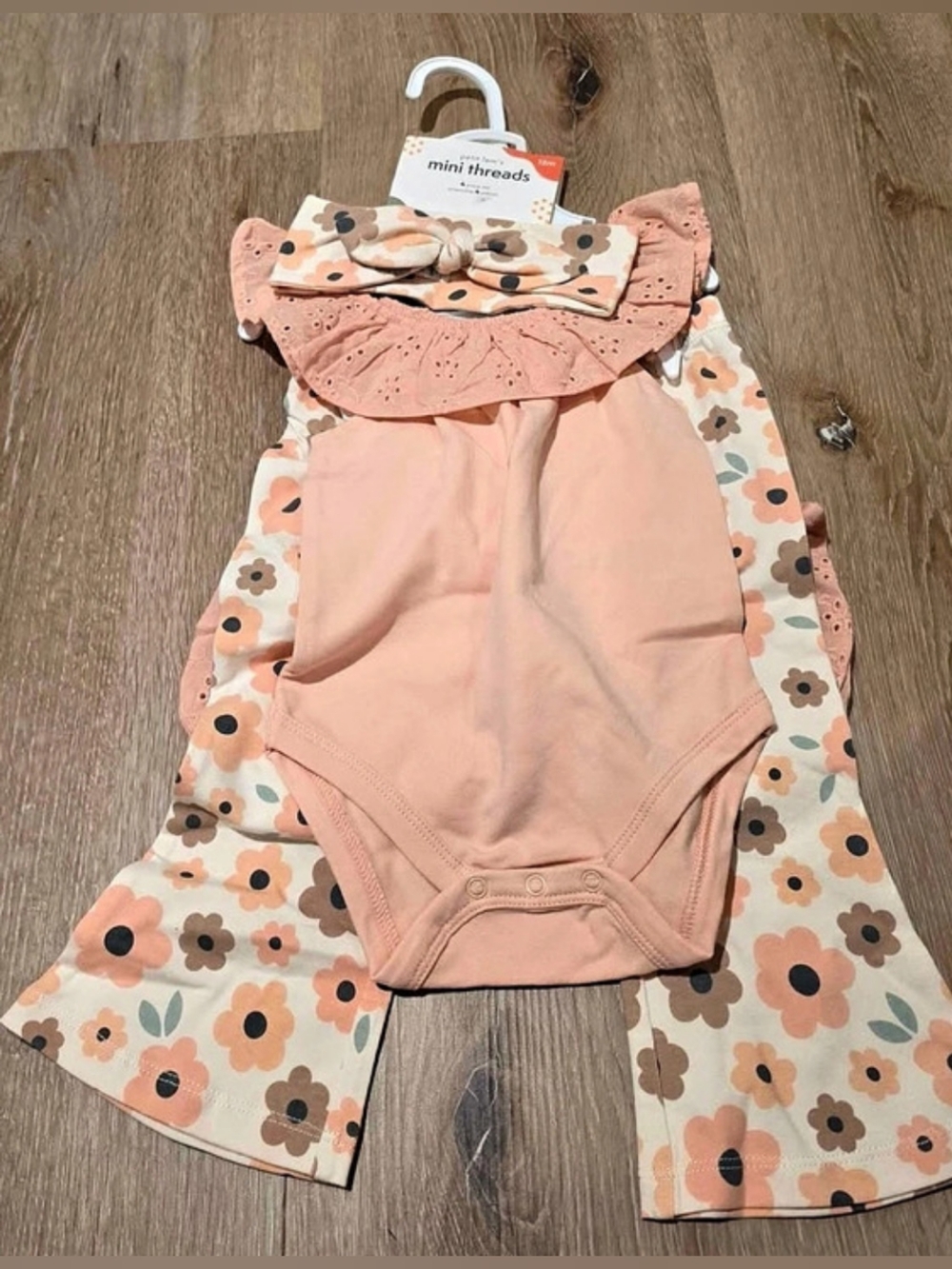NWT Petit Lem's Mini Threads mix & match Floral Romper 4 Piece Set, Size 12m